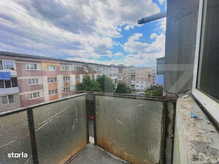 Apartament cu 2 camere semidecomandat în Central