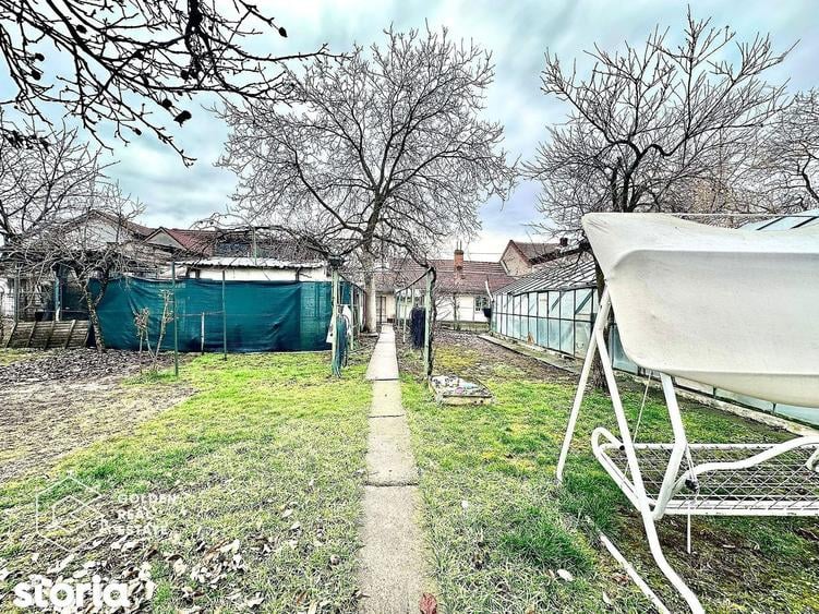 Casă cu 3 camere decomandat cu Teren 720 Mp în Șega