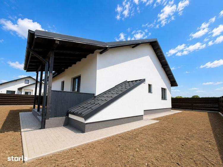 Casa 3 camere, 2 bai, FiNALIZATA, CANALIZARE Miroslava Ciurbesti - 1