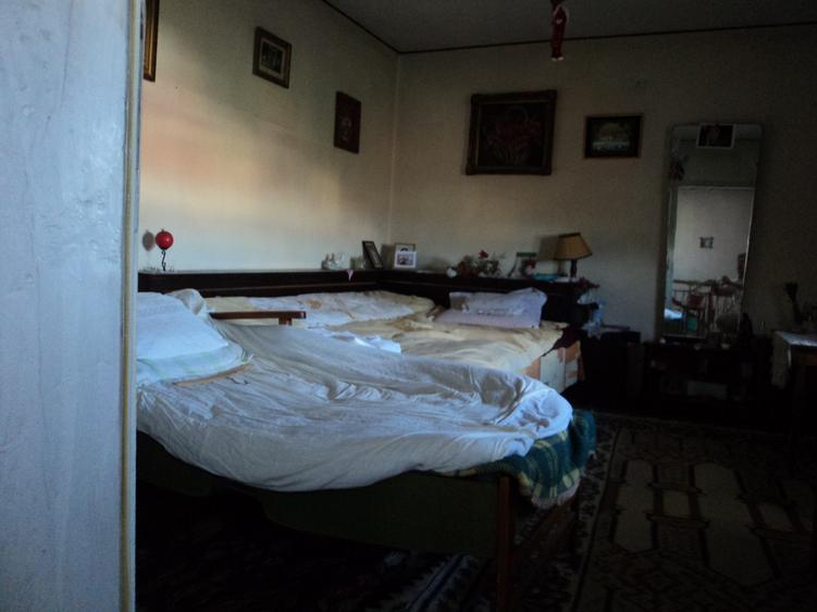 Duplex cu 4 camere cu Canalizare în Lenin Sud