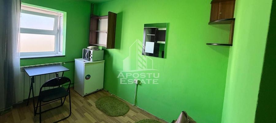 Garsonieră nedecomandată, mobilată în Complex Studențesc