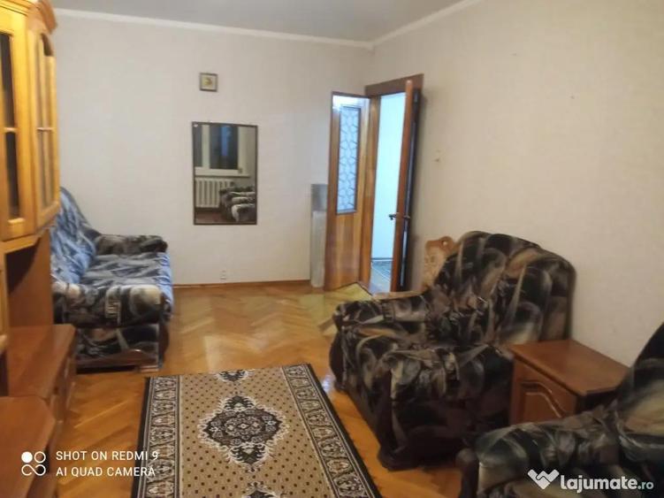 Apartament cu 2 camere decomandat în Parcul Carol