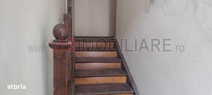 Apartament cu 4 camere în Central