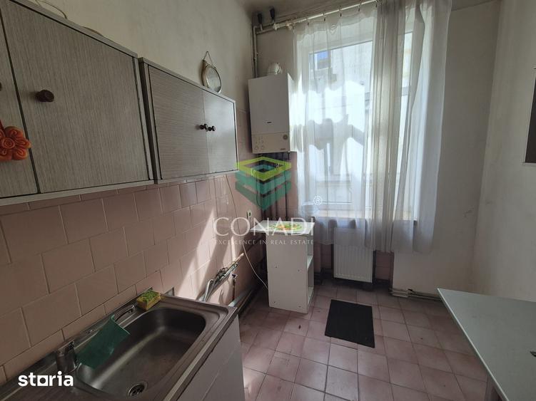 Spa?iu in vila | 105 mp | Pretabil multiple activita?i | Victoriei - 14