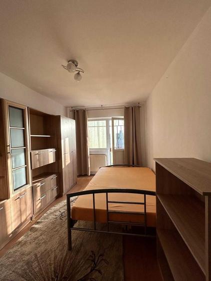 Apartament cu 2 camere decomandat în Semicentral