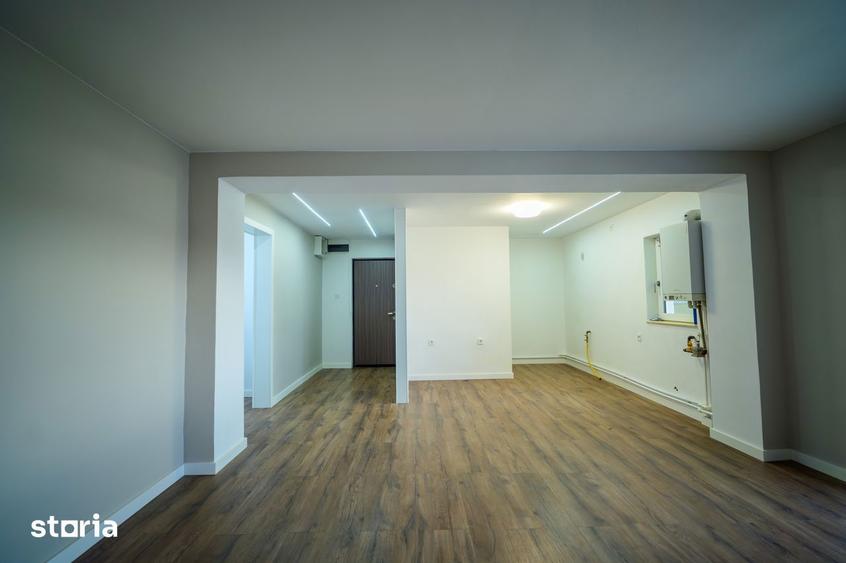 Apartament cu 3 camere decomandat în Micro 2