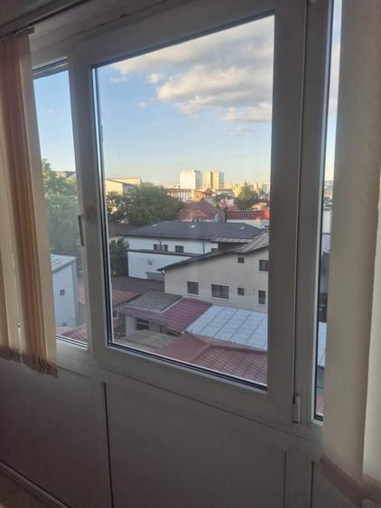Apartament cu 2 camere decomandat în Cantemir