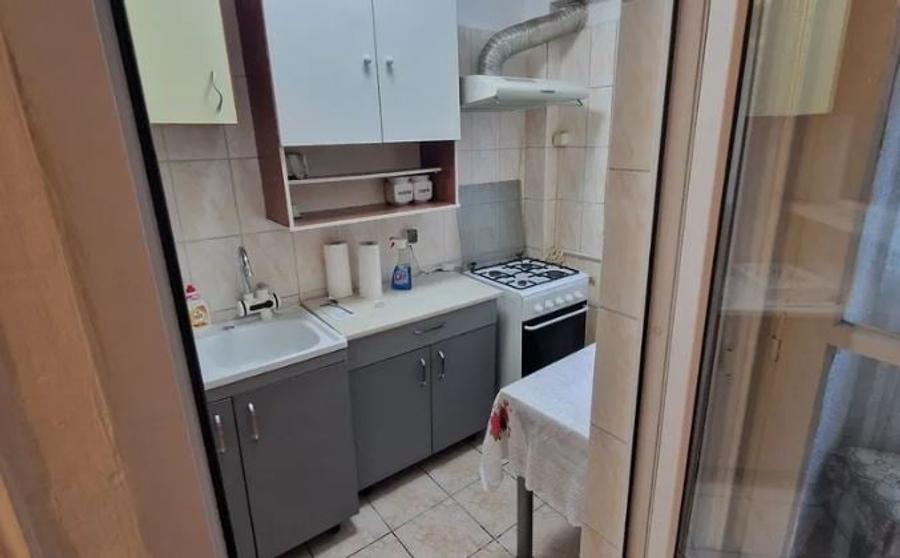 Garsonieră semidecomandată în Vitan