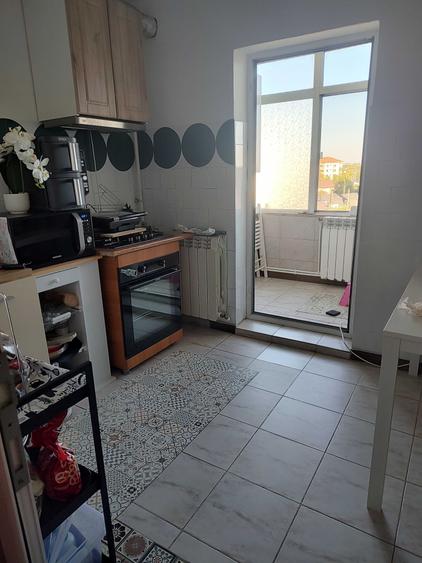 Apartament cu 2 camere semidecomandat în Ultracentral