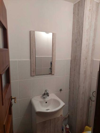 Apartament cu 3 camere decomandat în Tolstoi