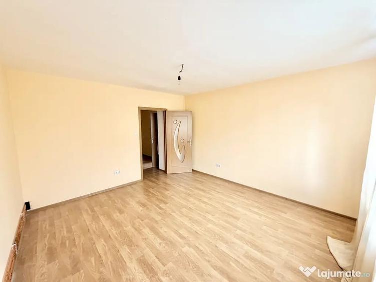 Casă cu 2 camere cu Teren 379 Mp în Moșnița Nouă