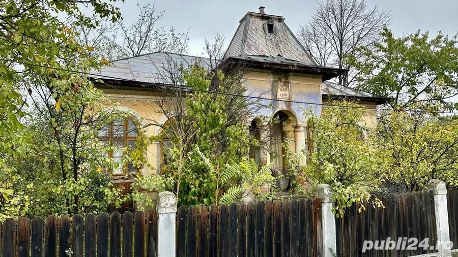 Casă cu 3 camere cu Teren 1543 Mp în Giurgița