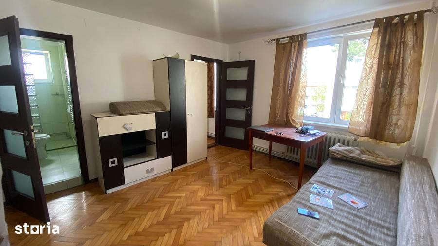 Apartament cu 2 camere , Gheorgheni , piata Hermes , et 2 din 4 - 5