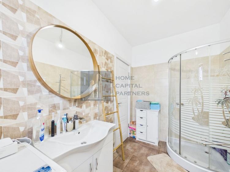 Casă individuală cu 4 camere cu Canalizare în Central