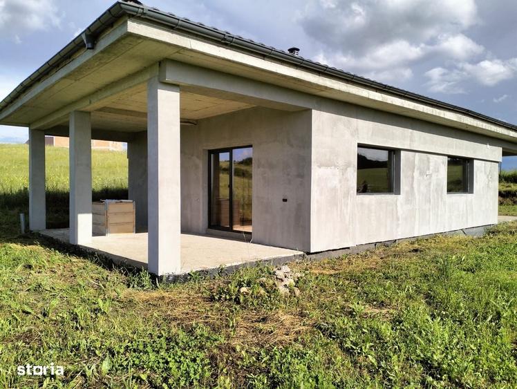 Casă cu 3 camere în Săliște