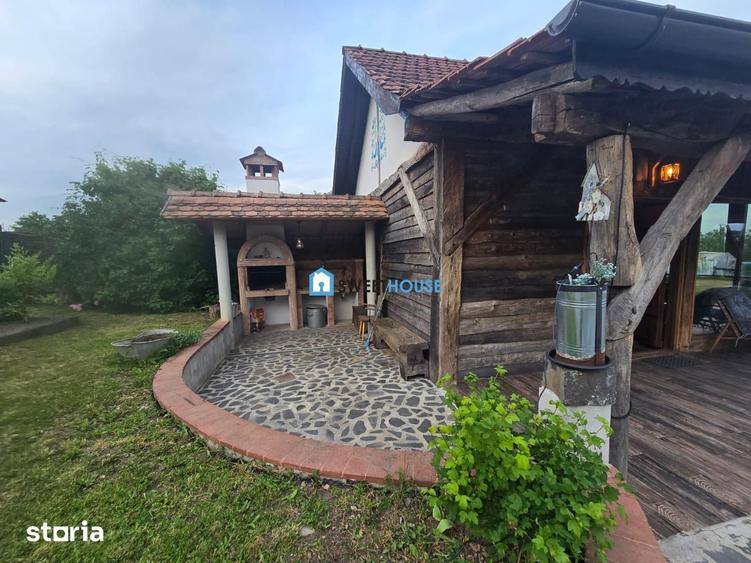 Casă cu 6 camere cu Teren 1780 Mp în Cincu