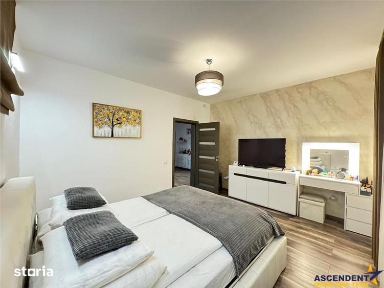 Casă cu 4 camere cu Teren 1620 Mp în Livezeni