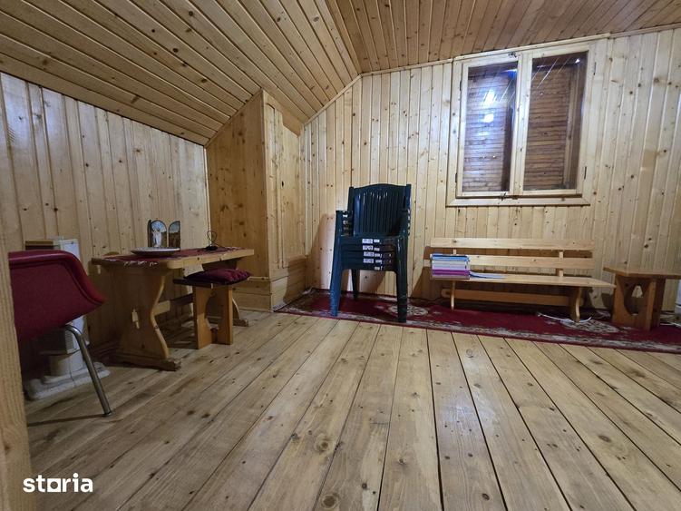 Casă cu 3 camere cu Teren 430 Mp în Cornu