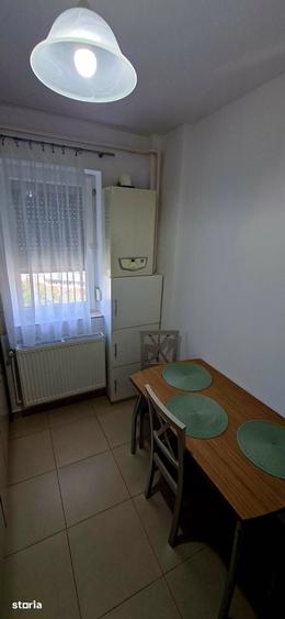 Garsonieră decomandată în Central