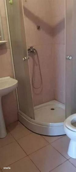 Garsonieră decomandată în Rahova