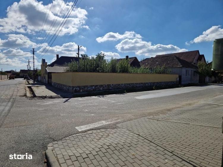 Casă cu 2 camere cu Teren 135 Mp în Ultracentral