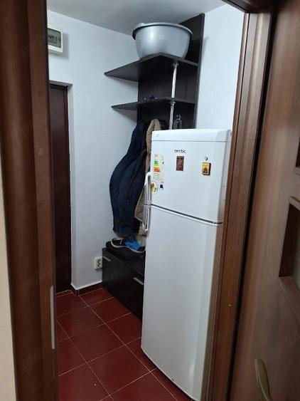 Garsonieră decomandată în 1 Mai
