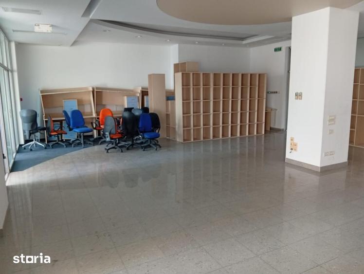 Spațiu comercial, de 180 mp, în Pipera