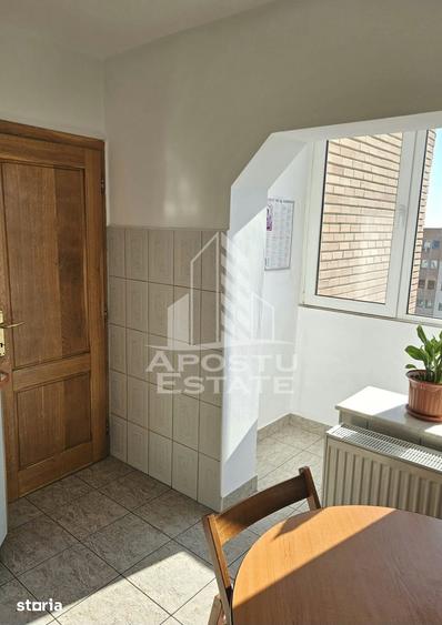 Apartament cu 3 camere decomandat în Fortuna