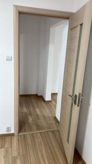 Apartament cu 2 camere semidecomandat în Boema