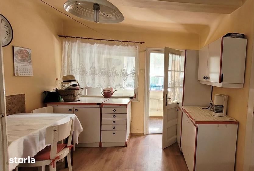 Casă cu 3 camere cu Teren 481 Mp în Mărăști