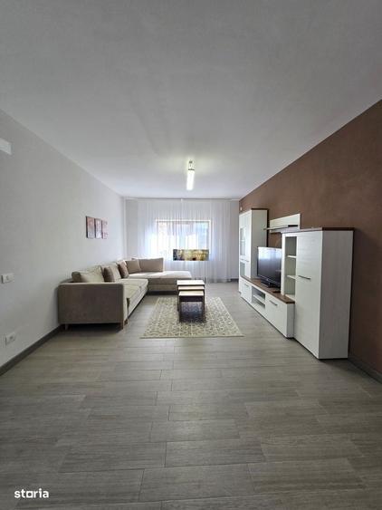 Casă cu 4 camere decomandat în Central