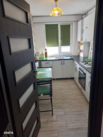 Apartament cu 3 camere în 1 Mai