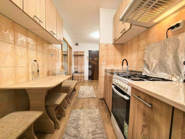 Garsonieră decomandată, mobilată în Frumoasa