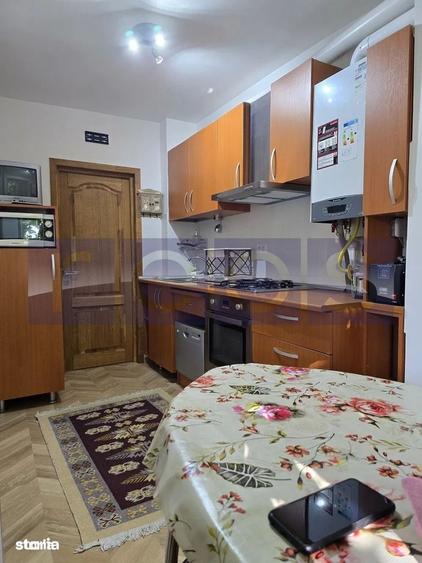 Apartament cu 3 camere în 1 Mai