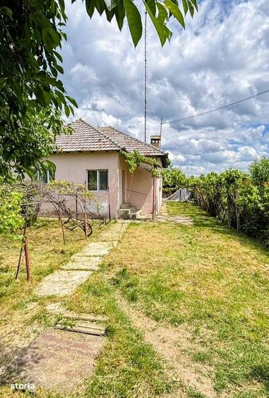 Casă cu 3 camere în Central