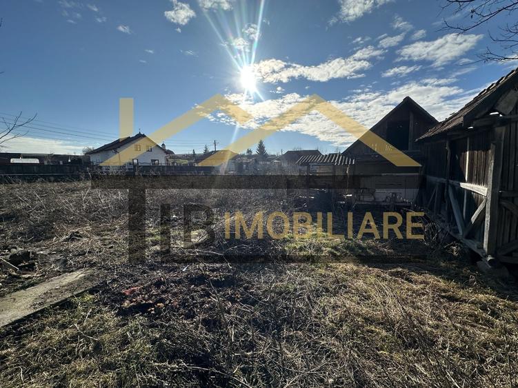 Casă individuală cu 4 camere cu Canalizare în Râciu