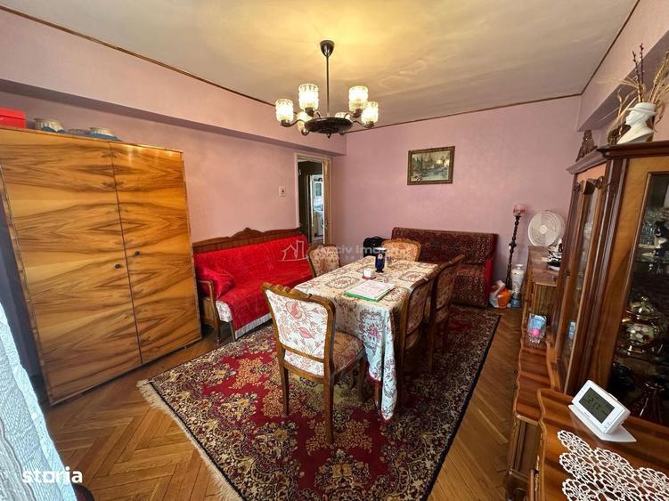 Apartament cu 3 camere decomandat, mobilat în Ultracentral