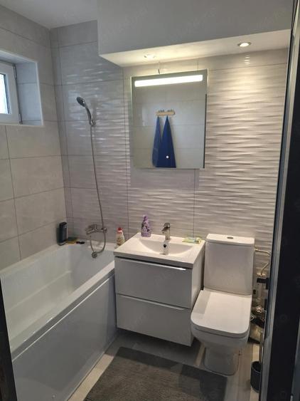 Apartament cu 2 camere semidecomandat în Exterior Vest
