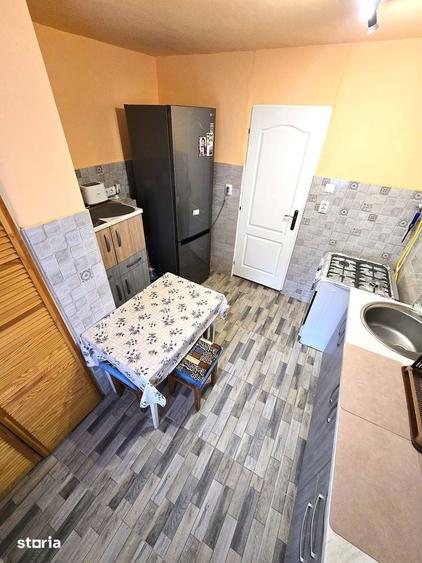 Apartament cu 2 camere semidecomandat în Micro 16