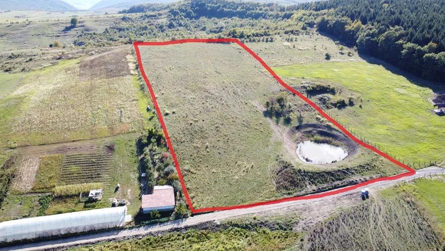 Teren agricol extravilan de 1800 mp, în Sud-Est