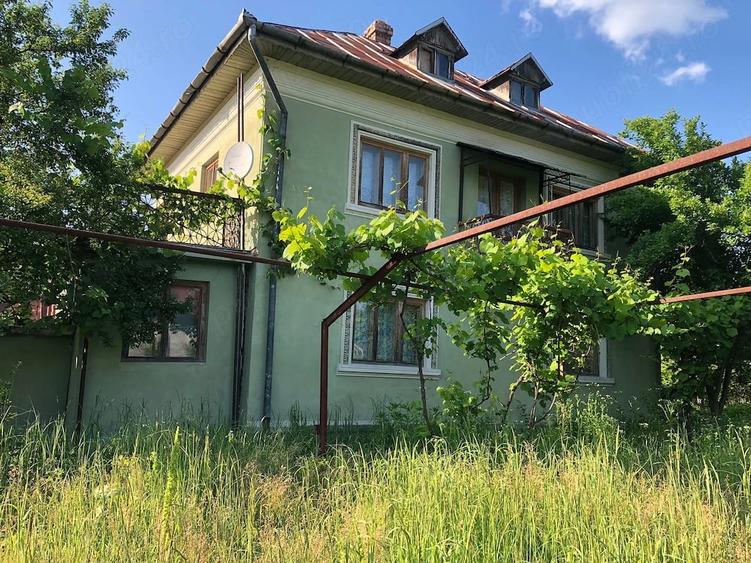 Casă cu Teren 10000 Mp în Preotești