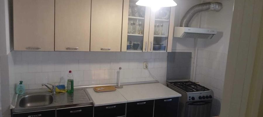 Apartament cu 2 camere semidecomandat în Micro III