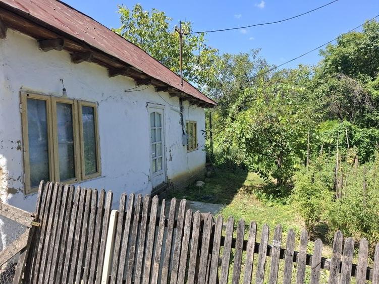 Casă cu 4 camere în Măgura