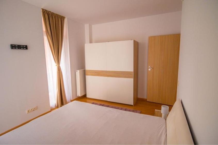 Apartament cu 2 camere în Decebal