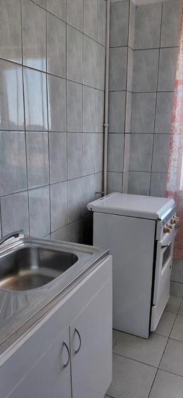 Garsonieră decomandată în Moșilor