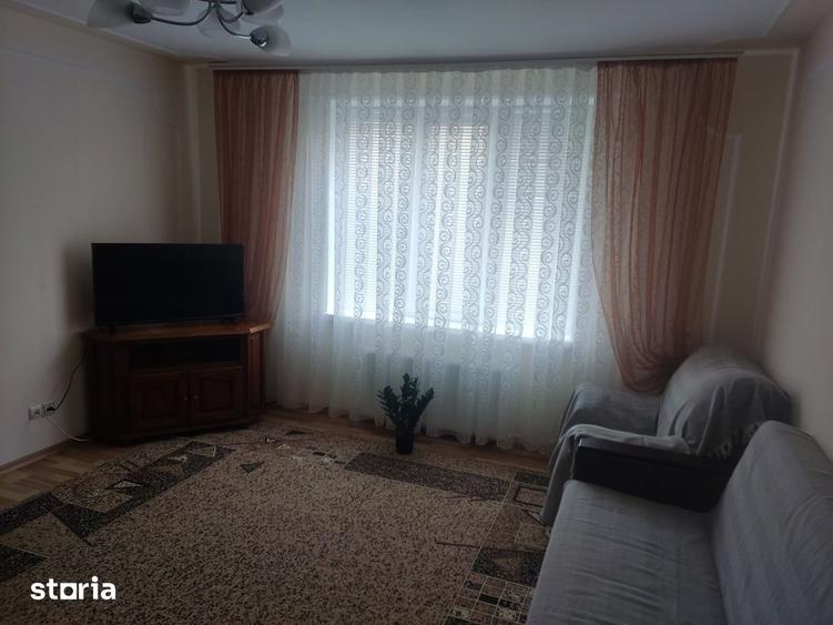 Apartament cu 3 camere în Unirii