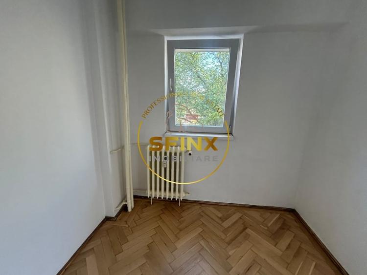 Apartament cu 4 camere decomandat în 1 Mai
