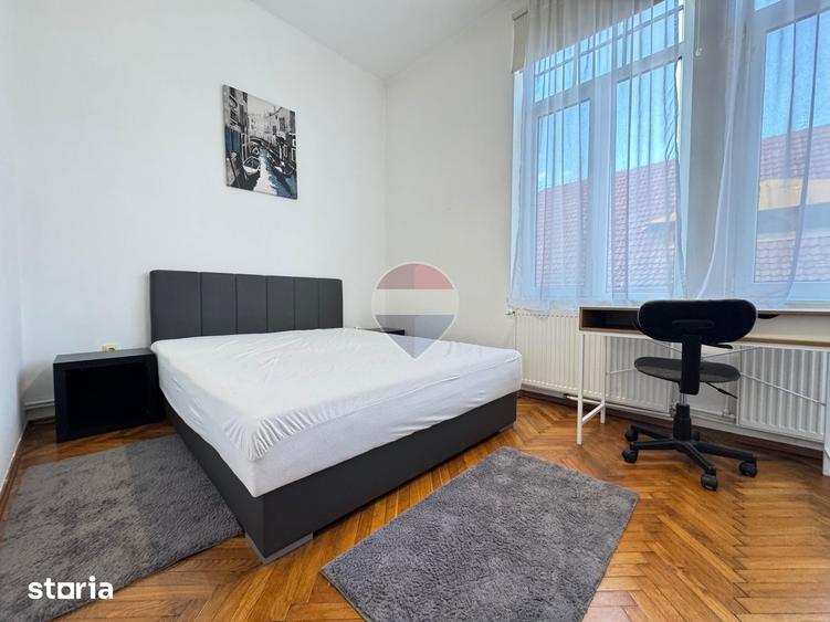 Apartament cu 3 camere în Orașul Nou