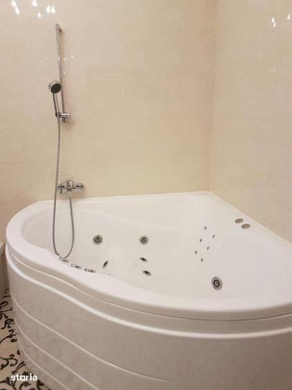 Casă cu 4 camere cu Teren 370 Mp în Central