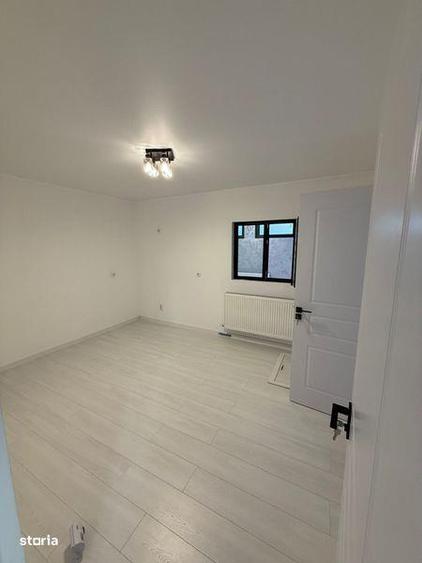 Casă cu 4 camere cu Teren 80 Mp în Blejoi